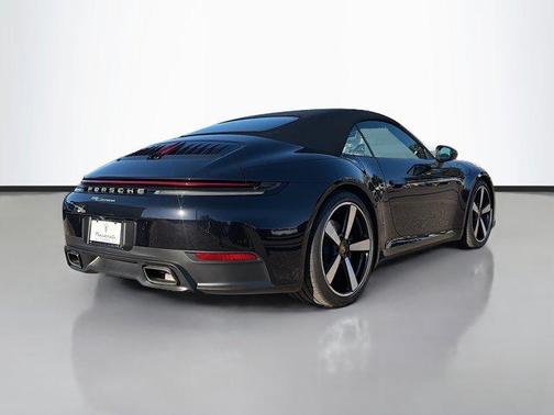 2025 Porsche 911 Carrera