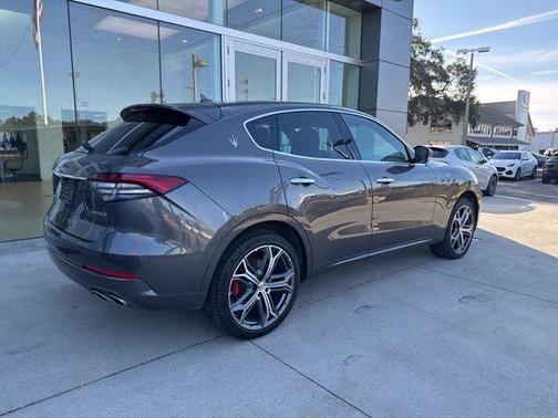 2023 Maserati Levante GT