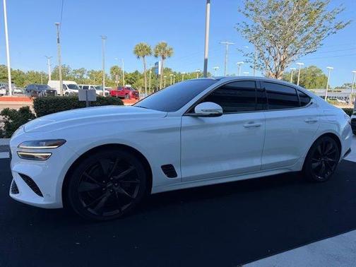 Alta White 2022 Genesis G70 3.3T