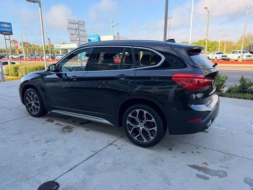 2022 BMW X1 sDrive28i