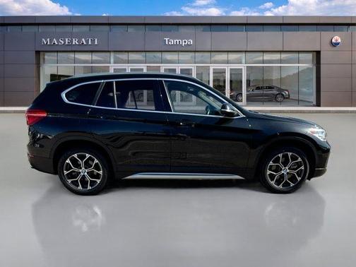 Black Sapphire Metallic 2022 BMW X1 sDrive28i