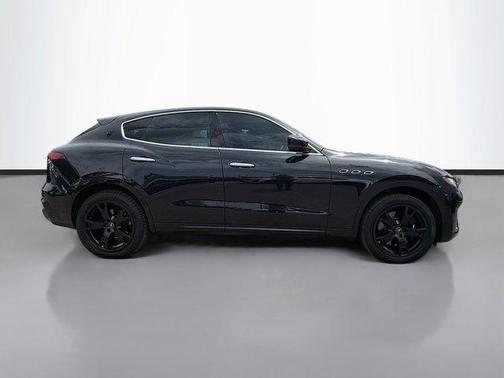 2022 Maserati Levante Modena