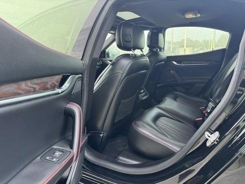 2017 Maserati Ghibli Base