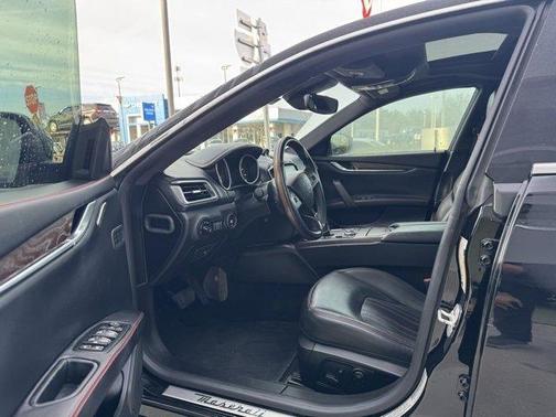 2017 Maserati Ghibli Base