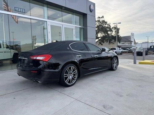 2017 Maserati Ghibli Base
