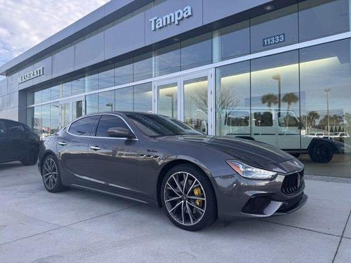 2022 Maserati Ghibli Modena Q4