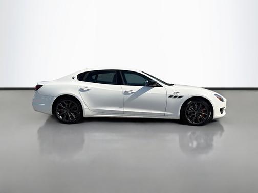2022 Maserati Quattroporte GT
