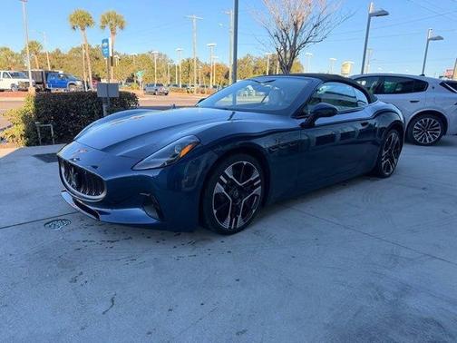 2025 Maserati GranCabrio Folgore Base