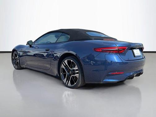 2025 Maserati GranCabrio Folgore Base