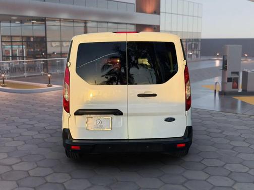 White 2019 Ford Transit Connect XLT