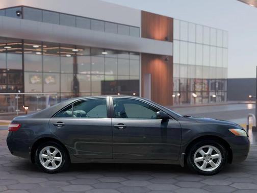 2007 Toyota Camry LE