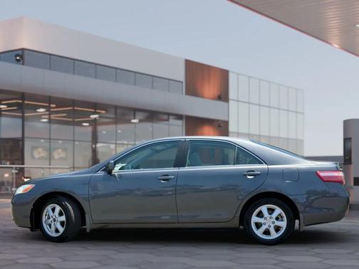2007 Toyota Camry LE