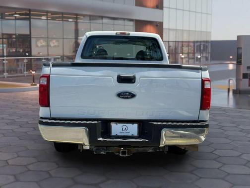 White 2008 Ford F-350 XL