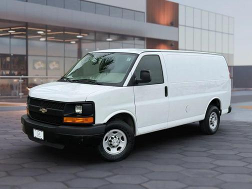 White 2015 Chevrolet Express 2500 Work Van