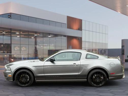 2013 Ford Mustang V6