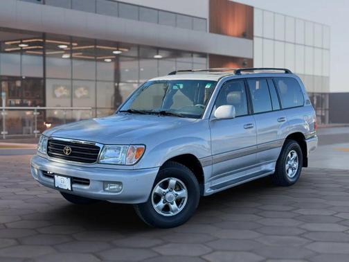 2002 Toyota Land Cruiser Base