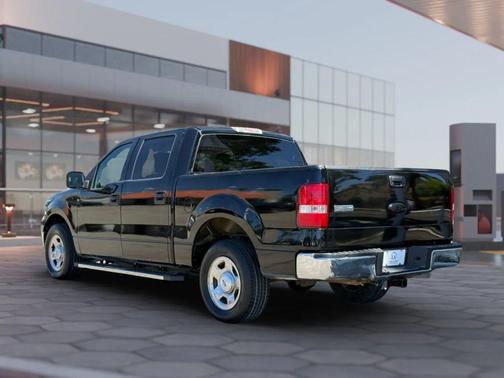 2004 Ford F-150 XLT SuperCrew