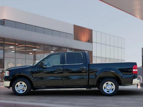 2004 Ford F-150 XLT SuperCrew