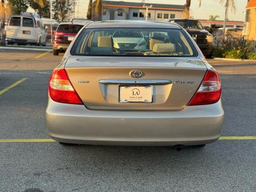 2002 Toyota Camry LE