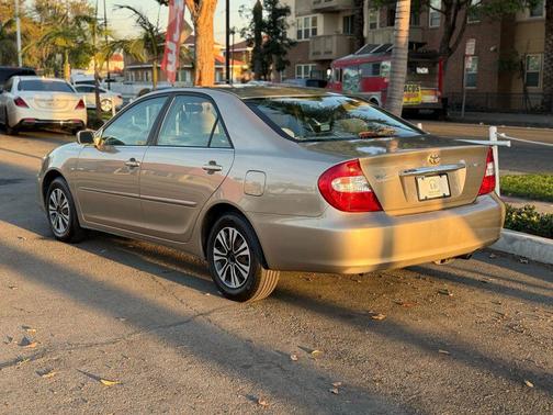 2002 Toyota Camry LE