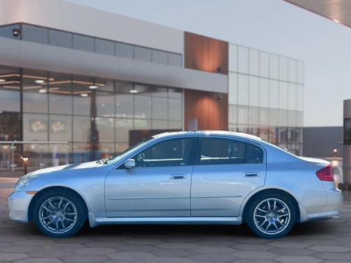 2006 INFINITI G35 Base