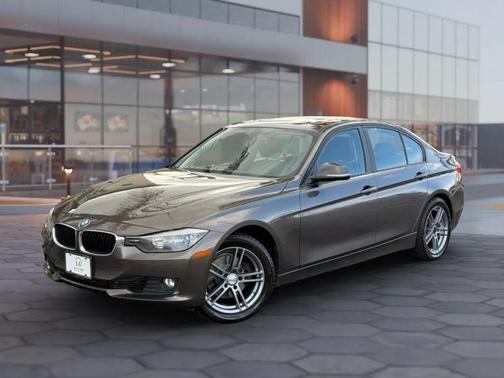 2013 BMW 328 328i Sedan 4D