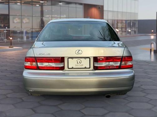 2001 Lexus ES 300 Base