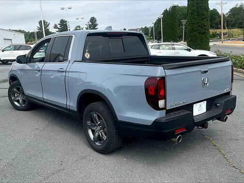 Sonic Gray Pearl 2023 Honda Ridgeline RTL