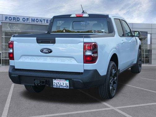 Space White Metallic 2026 Ford Maverick Lariat