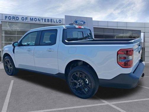 Space White Metallic 2026 Ford Maverick Lariat