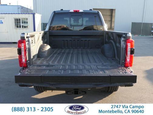 2025 Ford F-350 Lariat Super Duty