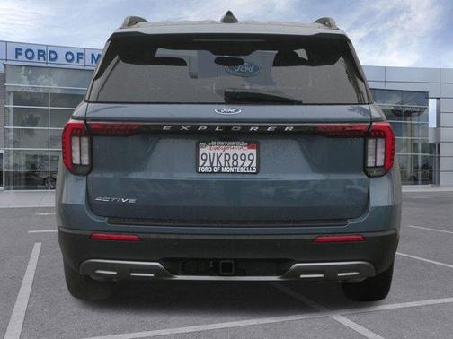 2025 Ford Explorer Active