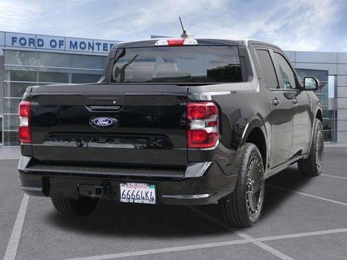 Shadow Black 2026 Ford Maverick Lobo Standard