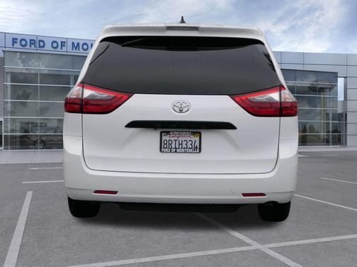 2020 Toyota Sienna L