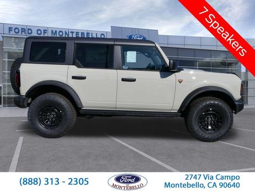 Desert Sand 2026 Ford Bronco Badlands