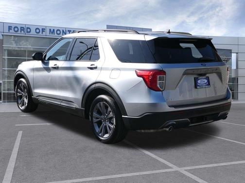 Iconic Silver Metallic 2023 Ford Explorer XLT