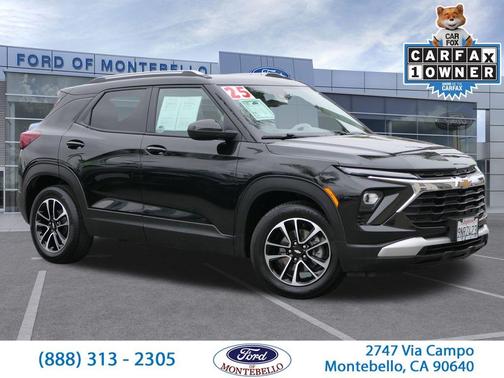 Mosaic Black Metallic 2025 Chevrolet Trailblazer LT