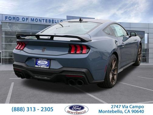 2025 Ford Mustang Dark Horse