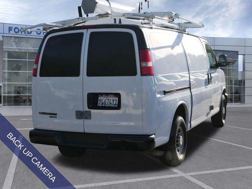 Summit White 2016 Chevrolet Express 2500 Work Van