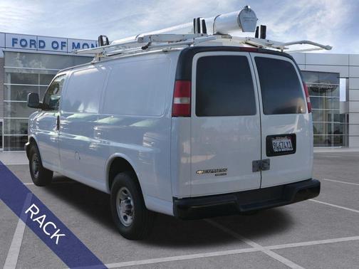 Summit White 2016 Chevrolet Express 2500 Work Van