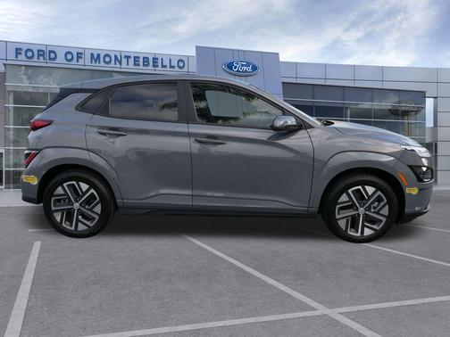 2022 Hyundai KONA EV SEL