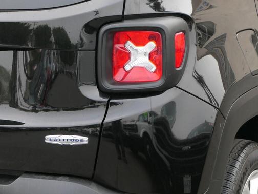 2022 Jeep Renegade Latitude