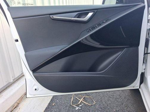 2023 Kia Niro EX Touring