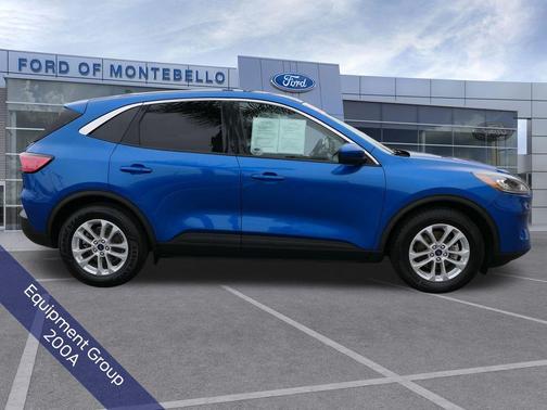 Velocity Blue Metallic 2020 Ford Escape SE