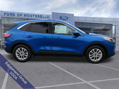 Velocity Blue Metallic 2020 Ford Escape SE