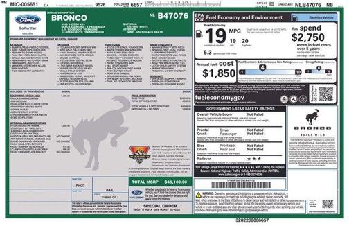 Oxford White 2022 Ford Bronco Black Diamond