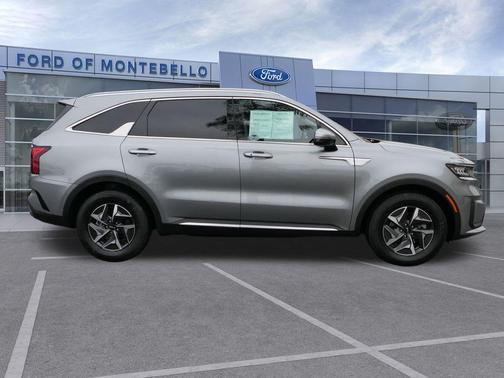 2022 Kia Sorento Hybrid S
