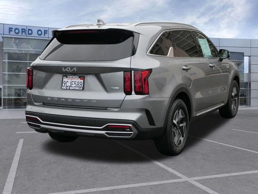 2022 Kia Sorento Hybrid S