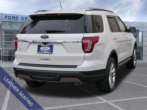 White Platinum Clearcoat Metallic 2019 Ford Explorer XLT