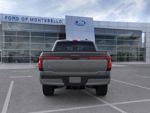 2025 Ford F-150 Lightning LARIAT